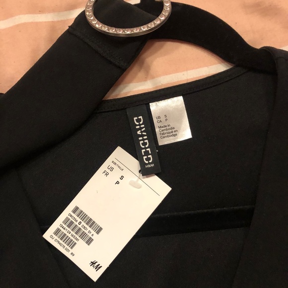 H&M ROMPER - Picture 4 of 5